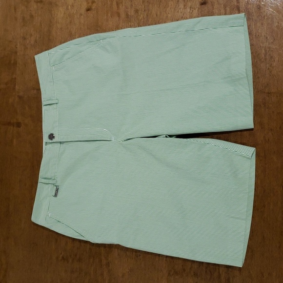 Lauren Ralph Lauren Active Green Pinstripe Golf Shorts Size 14 - Picture 1 of 7